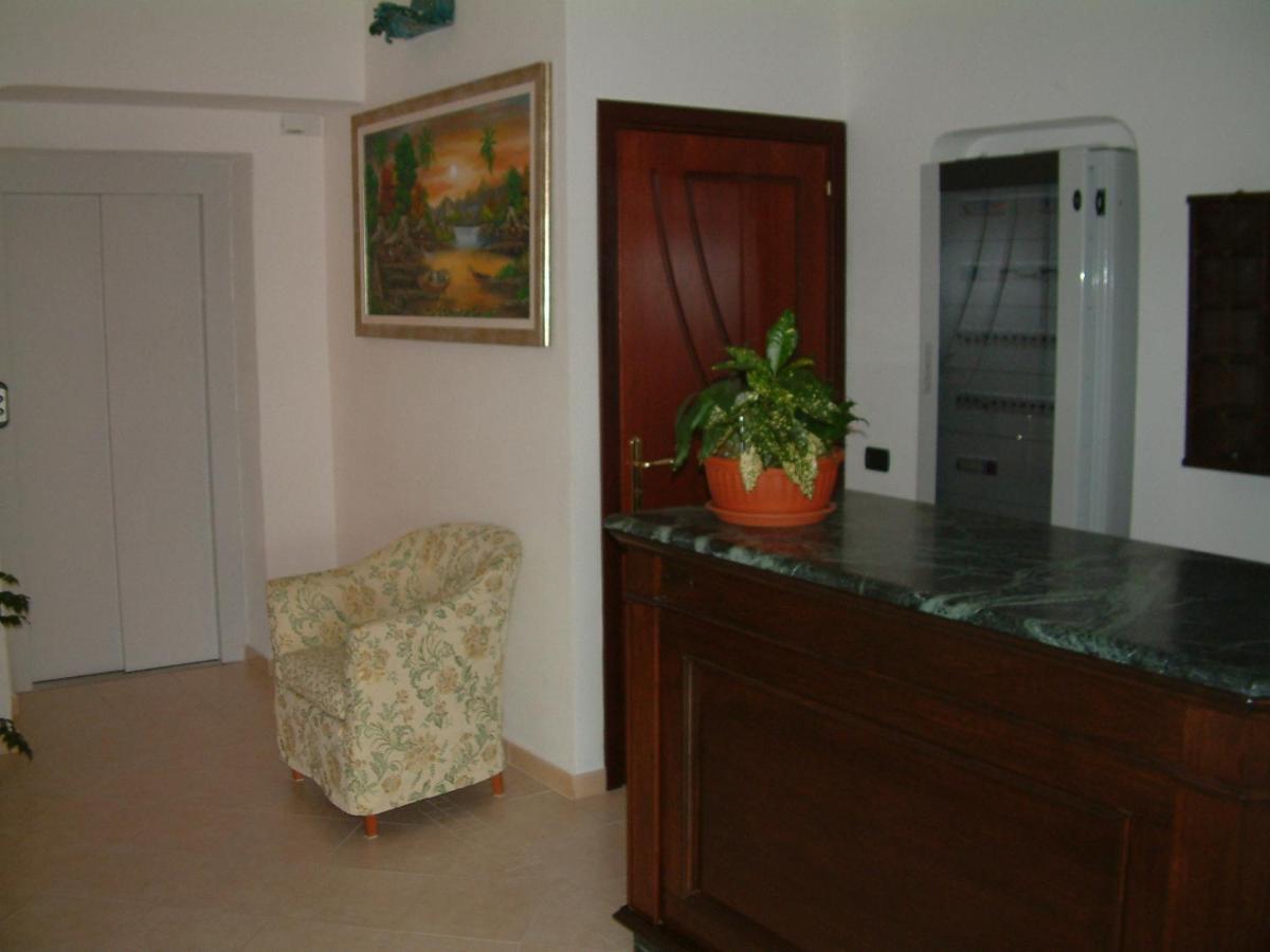 סנטה טרזה גאיורה Scano Comfort Inn מראה חיצוני תמונה