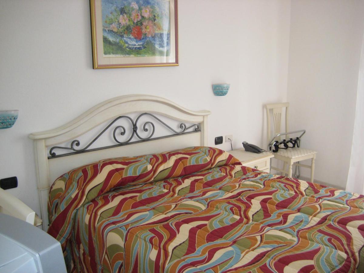 סנטה טרזה גאיורה Scano Comfort Inn מראה חיצוני תמונה