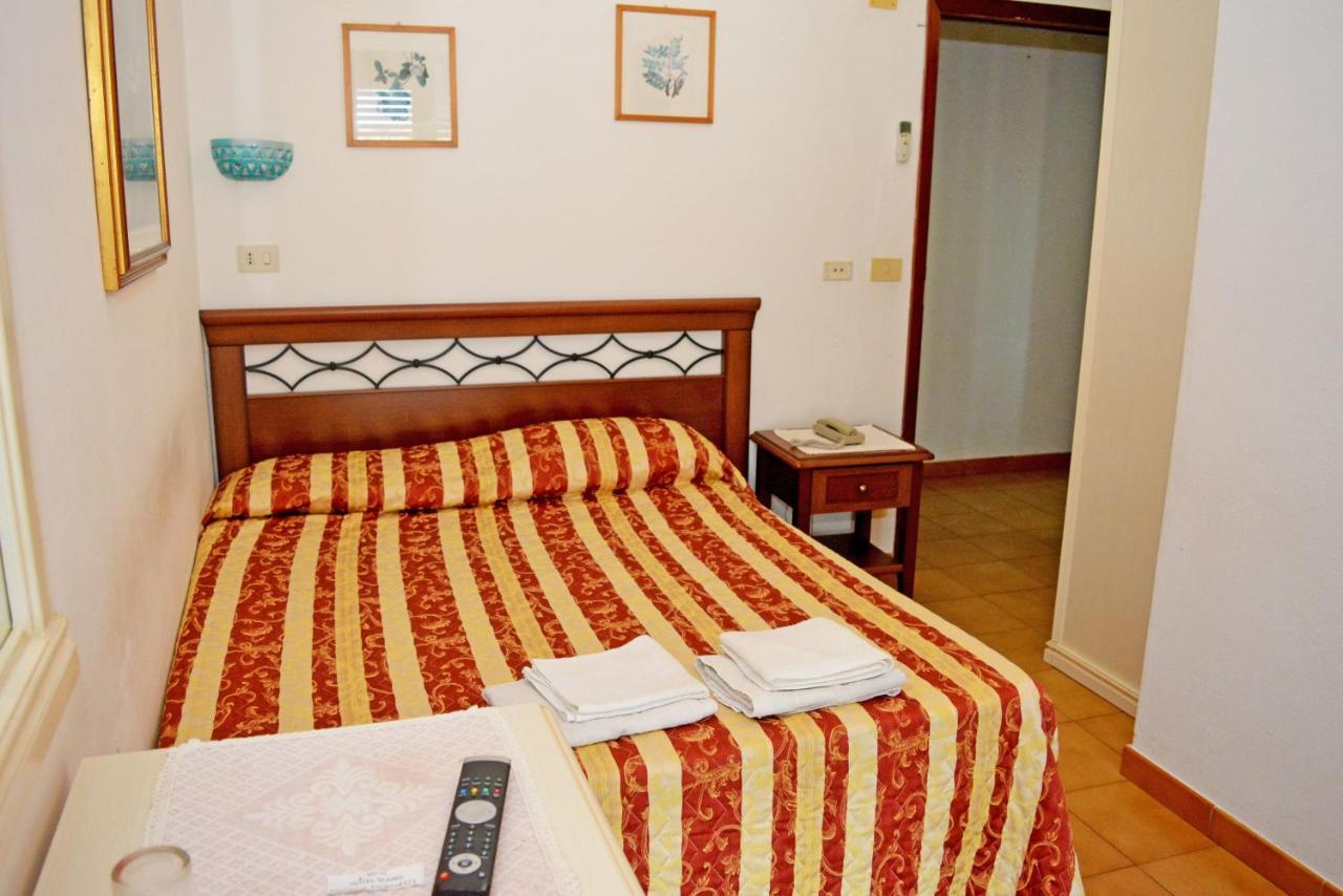 סנטה טרזה גאיורה Scano Comfort Inn מראה חיצוני תמונה
