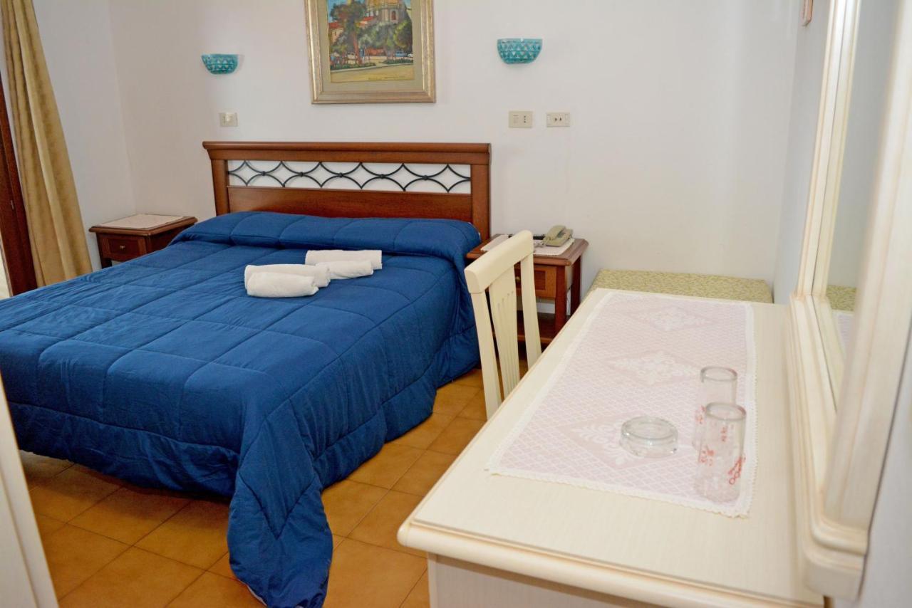 סנטה טרזה גאיורה Scano Comfort Inn מראה חיצוני תמונה