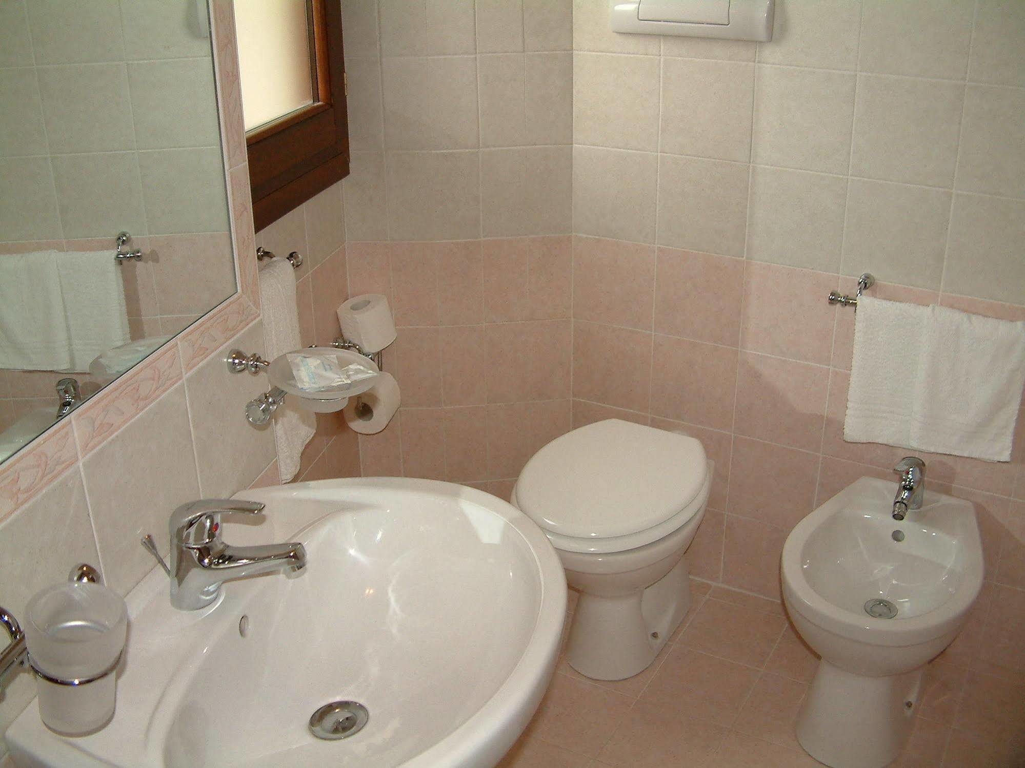 סנטה טרזה גאיורה Scano Comfort Inn מראה חיצוני תמונה