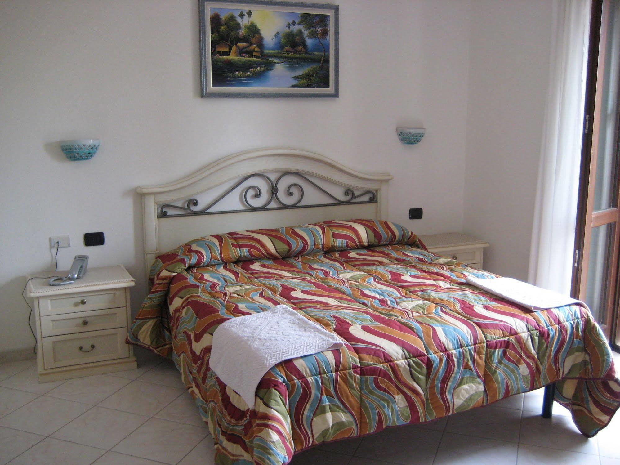 סנטה טרזה גאיורה Scano Comfort Inn מראה חיצוני תמונה
