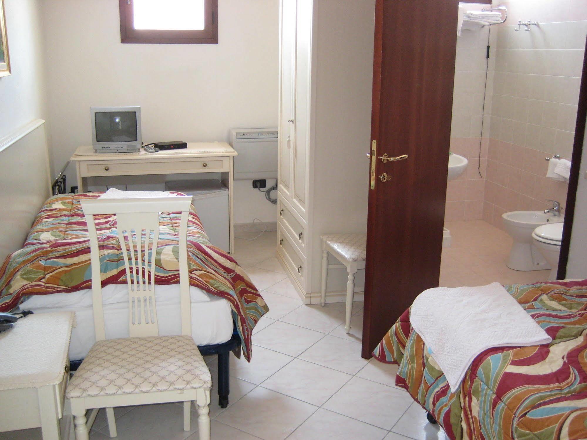 סנטה טרזה גאיורה Scano Comfort Inn מראה חיצוני תמונה